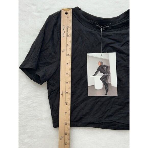 NWT Naked Wardrobe Cropped Top Crew Neck Short Sleeve Pullover Stretch Black S - Picture 2 of 8